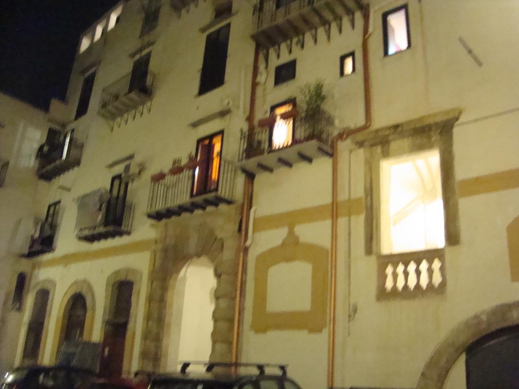 Daysin Apartment Palermo Kültér fotó